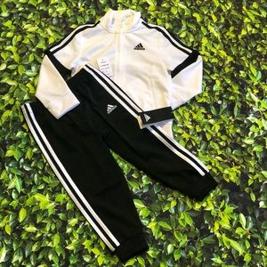 Adidas track suit 2pc -3T - NWT